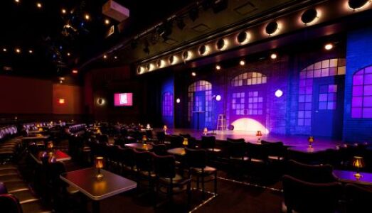 eVisitorGuide's tweet image. Chicago is the home of improv comedy! Catch tomorrow's comedic talent today at one of these outstanding venues: evisitorguide.com/chicago/guide/…

#Chicago #improv #comedy #laugh #travel #sightseeing #theater #nightlife #OnlyInChicago