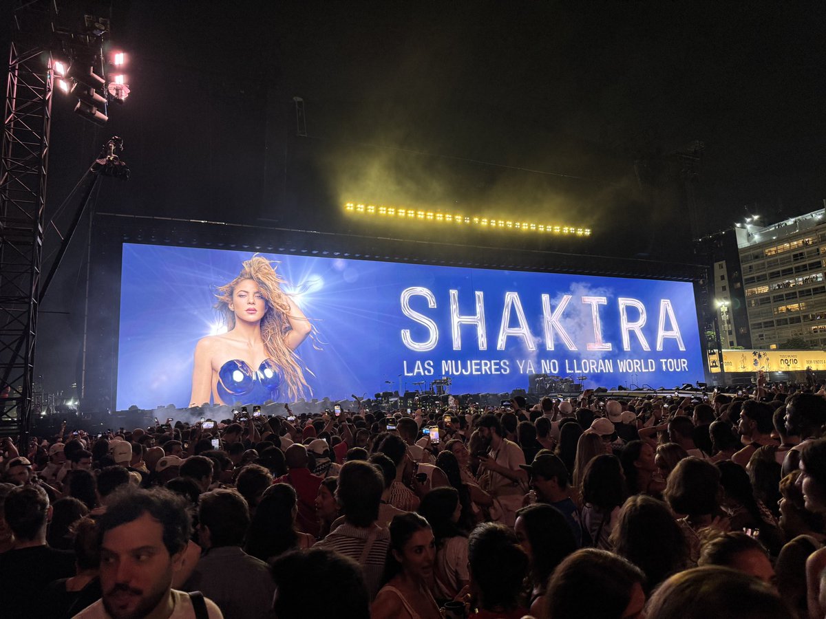 joaodiamantee's tweet image. Las Mujeres Ya No LLoran Word Tour 👏🏾

#shakira #riodejaneiro #copacabana