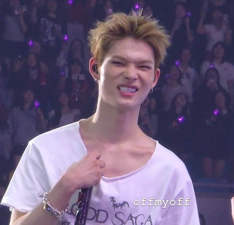 뎬뎬 tweet media