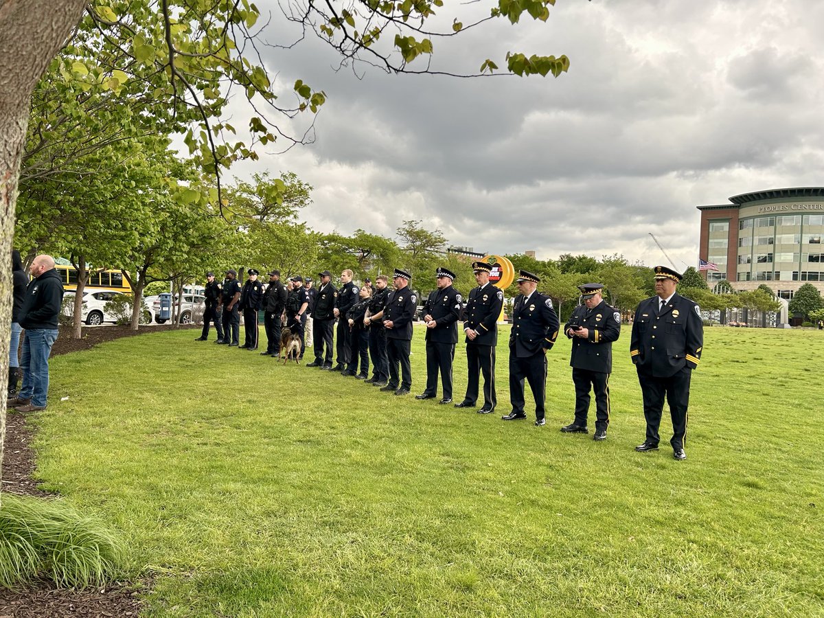 KimSternPA's tweet photo. Honored to be present at the Law Enforcement Memorial service this afternoon.  

Being that my husband is in law enforcement, this service always hits hard for me.  

💙💙💙 https://t.co/z0bUUUyPpH