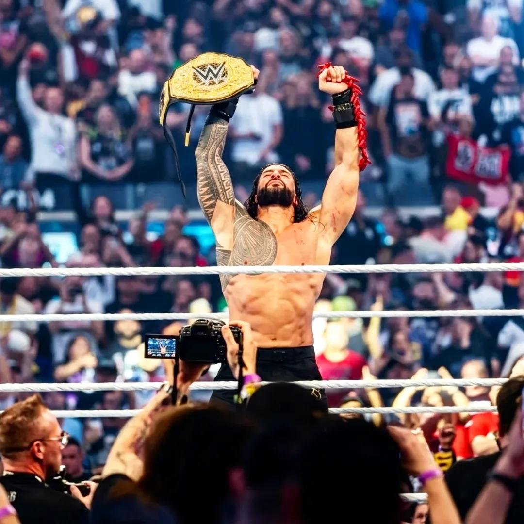 PanaiSunad97219's tweet image. World Heavyweight Champion The OTC Roman Reigns ☝️☝️ 

#wwe #romanreigns #wrestling #fitness #foryou