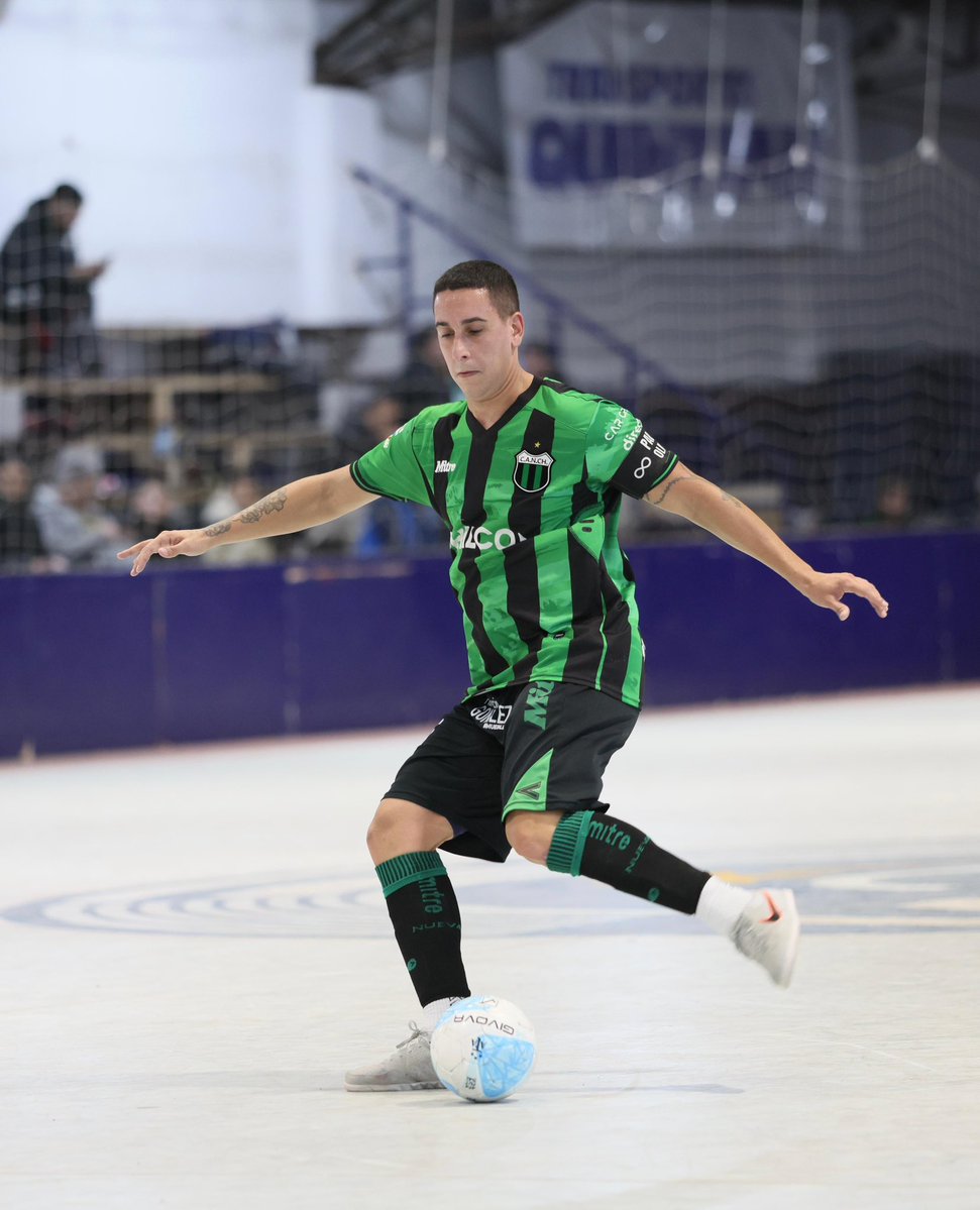 Futsal Nueva Chicago tweet media