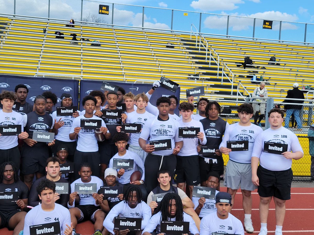 Joandel_Bull's tweet photo. Thank you @youareathlete worked very hard today and earned an invite to @RoadToHouston. Blessed to be nominated as one the 5 best offensive lineman at the camp. @CoachKevinCarty @Rivals @PrepRedzoneNJ https://t.co/c3jZ0JrAkJ