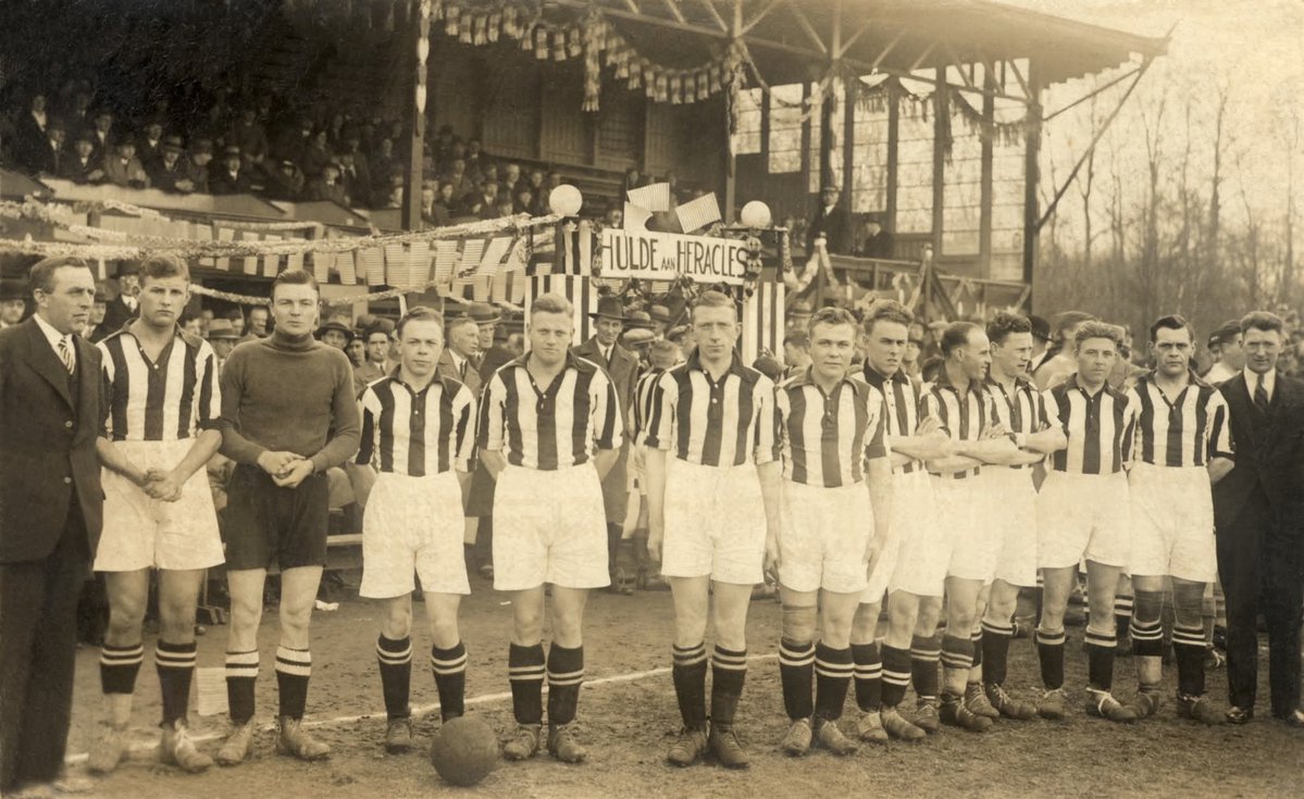 Vandaag viert Heracles het feit dat de club 123 jaar geleden werd opgericht.
Heraclieden van harte gefeliciteerd.
#heracles #heraclesalmelo #hafc
