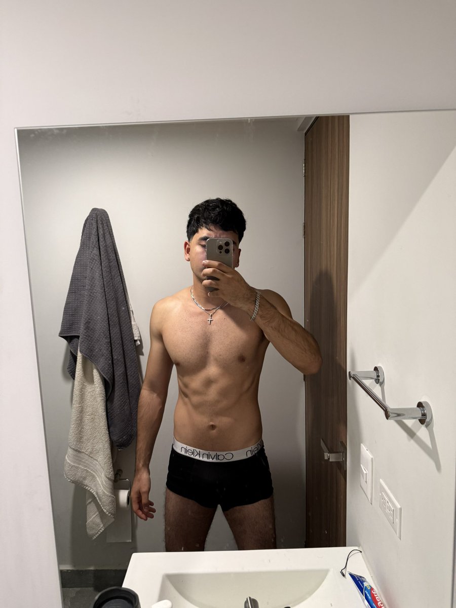Carlospapi tweet media