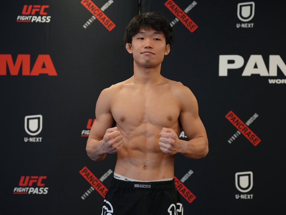 _PANCRASE_'s tweet photo. 🔥PANCRASE BLOOD.10🔥
📣計量結果⚖️
第4試合　フライ級5分3R
🟥小林了平　57kg
🟦増田大河　57.15kg
#pancraseblood10
🗓️5月4日(月/祝)
🏟️品川インターシティホール
▶️@UNEXT_fight  &amp; @UFCFightPass https://t.co/7a2VqtlaoV