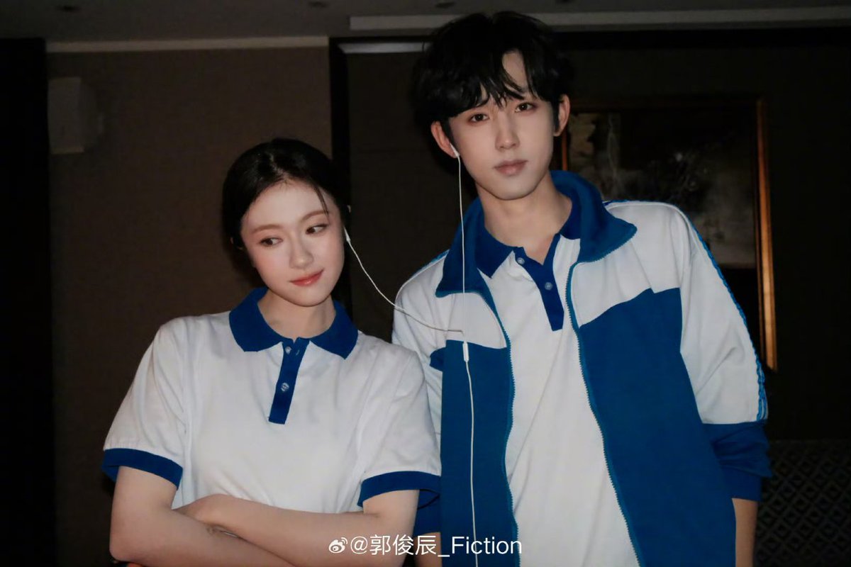 Li Landi 李兰迪 • Xia Zi tweet media