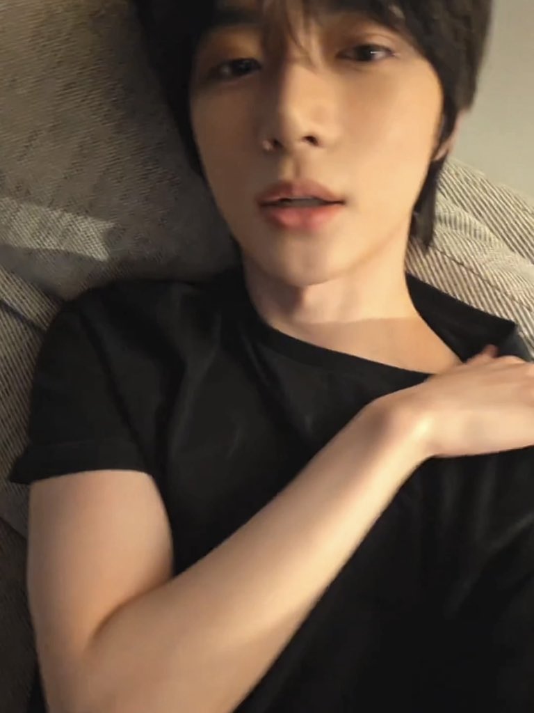 연밤장모님 tweet media