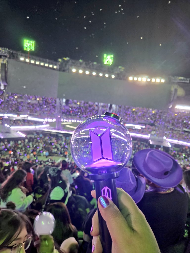 ʚ rita is seeing bts ɞ tweet media
