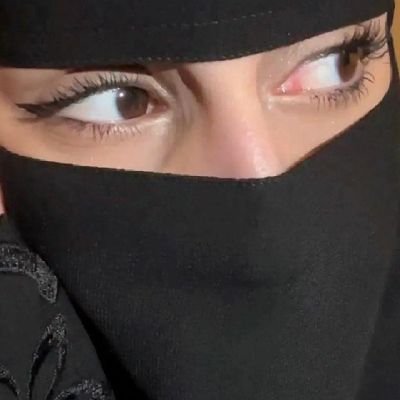 ميرفت ام عبير ٤٣ سنه tweet media