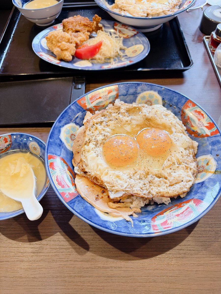 暇なニート tweet media