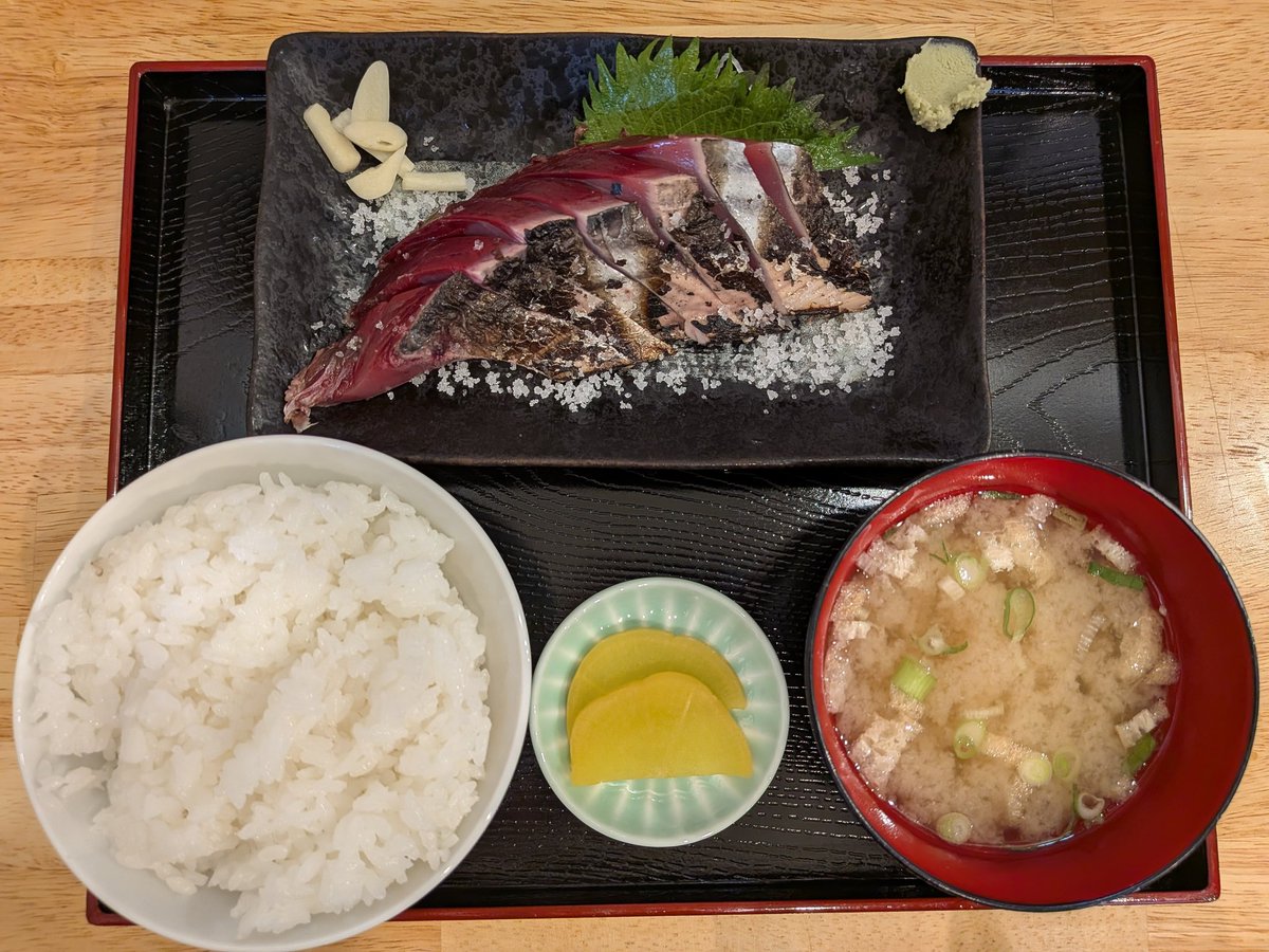 村中 tweet media