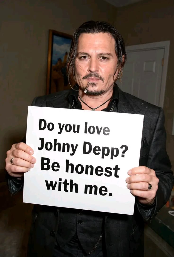 StevenR41025's tweet image. #johnnyDepp. 
If you are a loving fan can I see a hi In the comment section 🖐️🙏