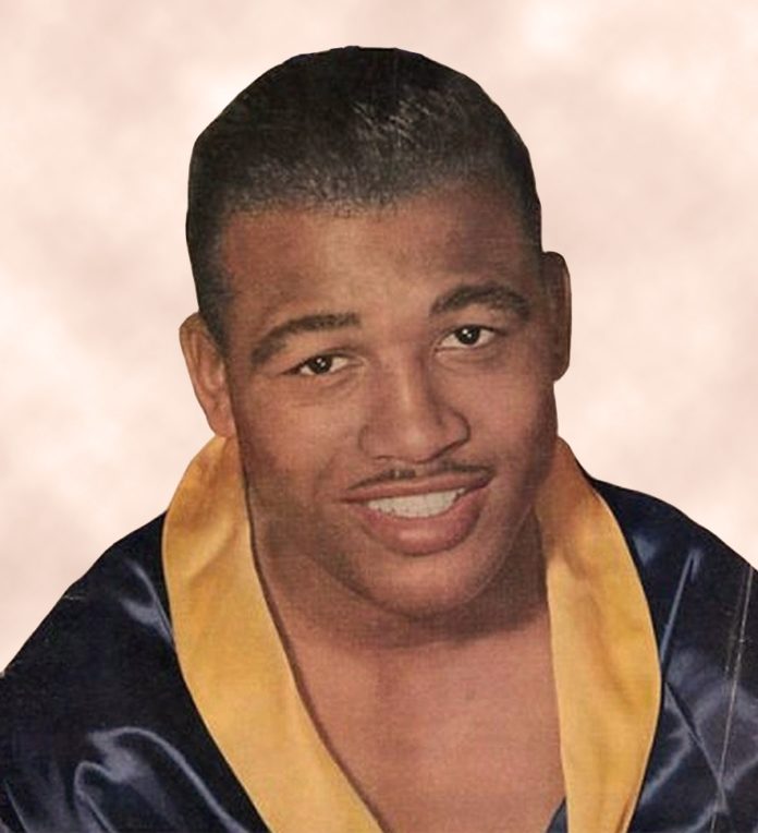 Marceau113823's tweet image. Sugar Ray Robinson 
3 mai 1921-12 avril 1989 #RIP 🙏