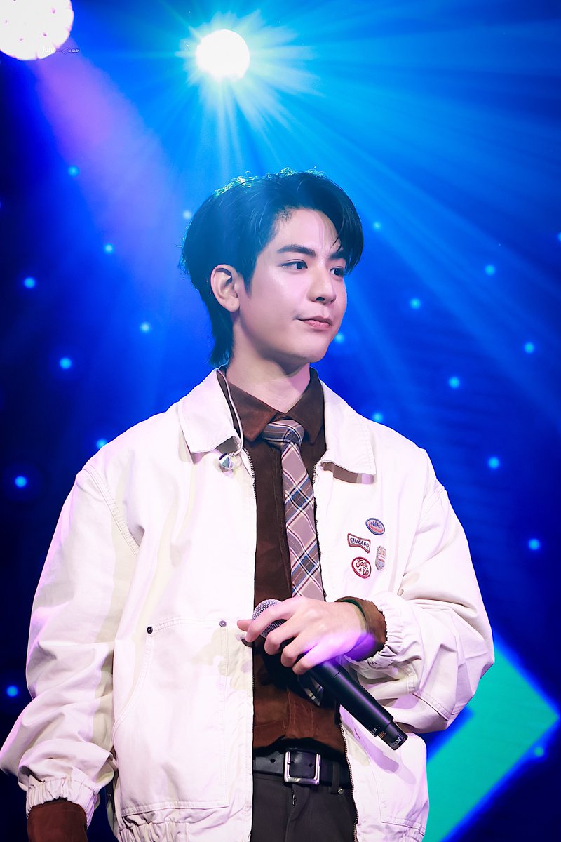 𝐉𝐮𝐥𝐲 ㅡ . tweet media