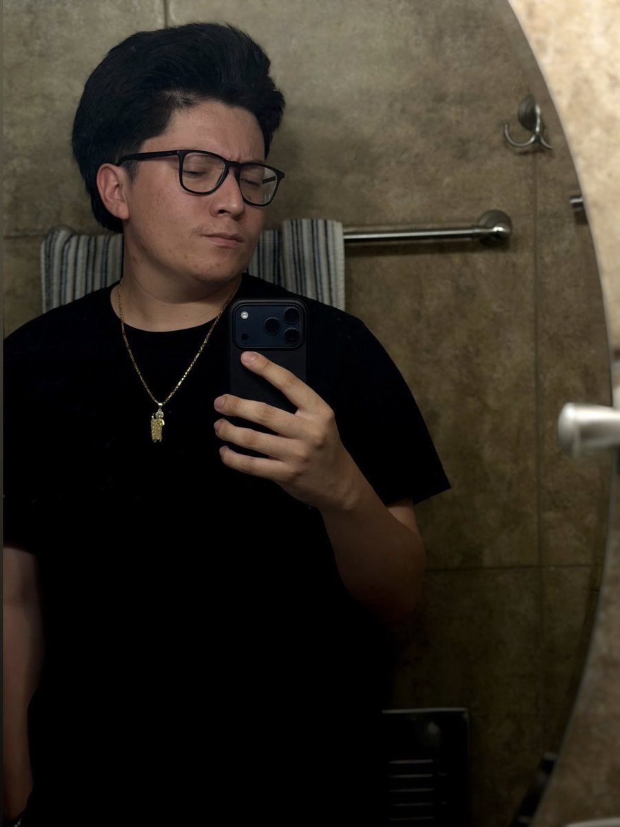 steven | LAD (21 - 13) tweet media