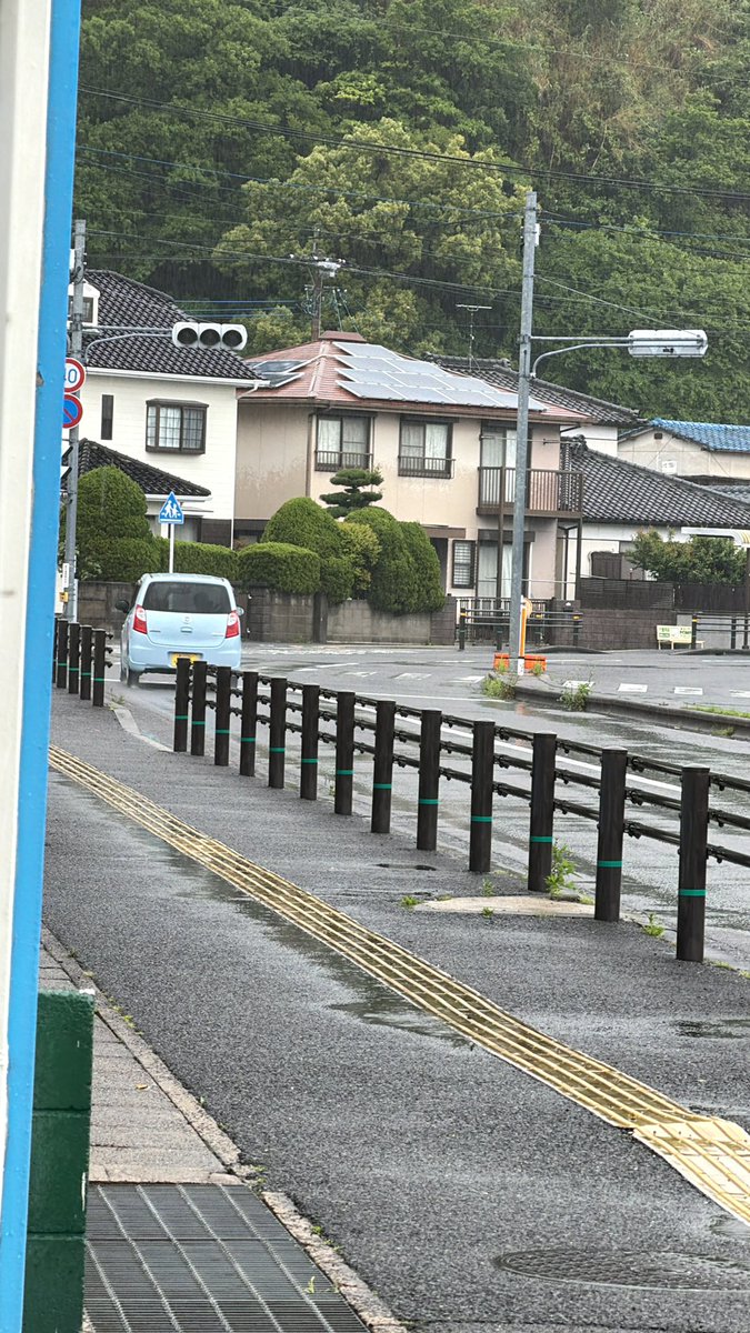 chii157909's tweet photo. 信号消えてるからこの地域停電… https://t.co/sGeyz5IbwP