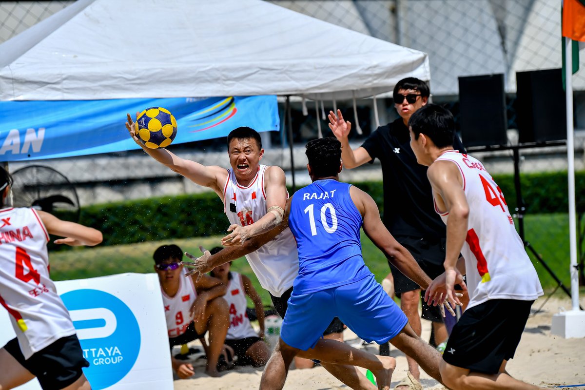 beachkorfball's tweet photo. CHN 6-8 IND | IKF #BKWC (Asia) 2026 | #GroupPhase
🏆 IKF #BeachKorfball World Cup (Asia) 2026
📍 2-3 May | Bangkok, Thailand 🇹🇭
📰 Results, streams & images: https://t.co/DyEGJ4nXis
📷 Chalermsak Panichpattanakij
#korfball #合球 #コーフボール #कोर्फबॉल #코프볼 #คอร์ฟบอล https://t.co/KnBfRAOH8i