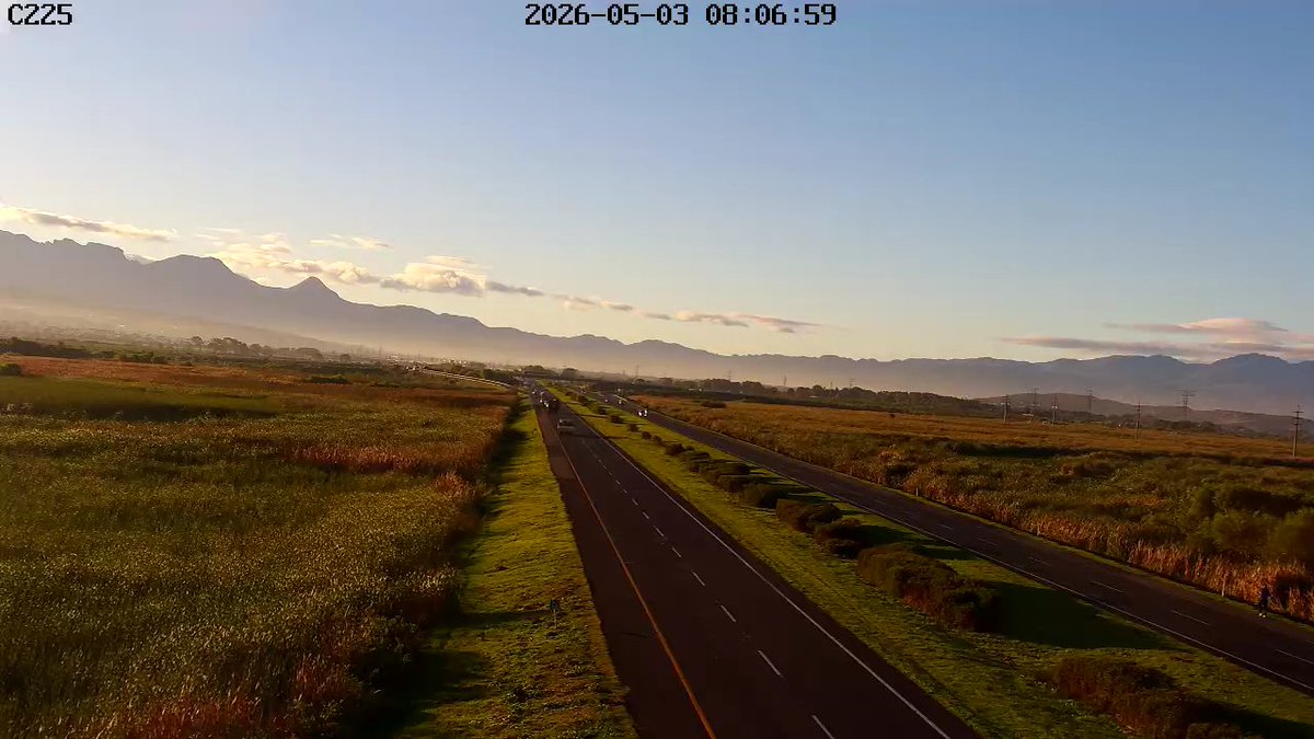 CapeTownFreeway's tweet image. Traffic freeflowing on all freeways.#BeTheChange