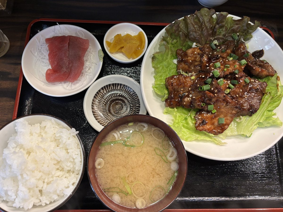 しく_ごま tweet media