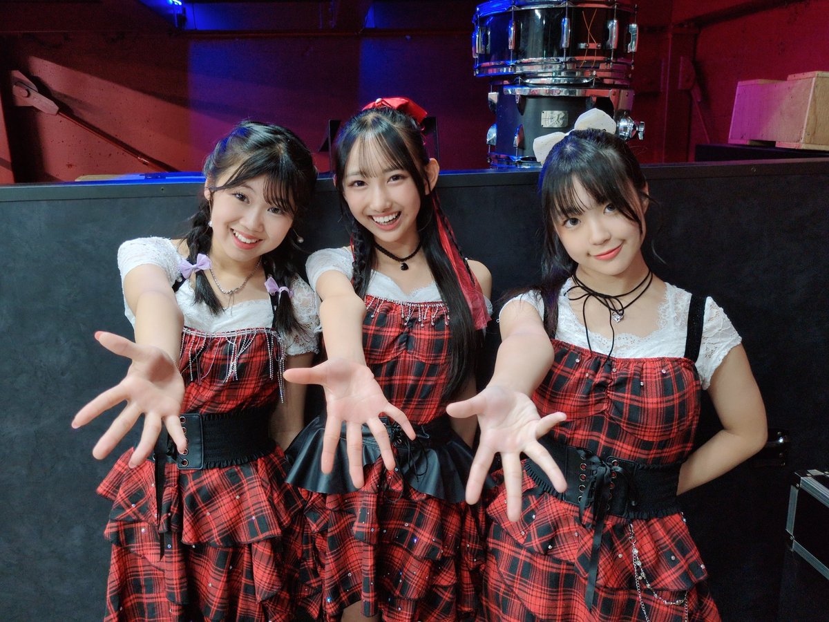 IDOL_INICIO's tweet photo. 【IDOL INICIO vol.3】

SEAF様

ご出演いただきありがとうございました！
またよろしくお願いします💕︎︎

 #SEAF
 #アイドルイニシオ https://t.co/WuJWq9sJlJ