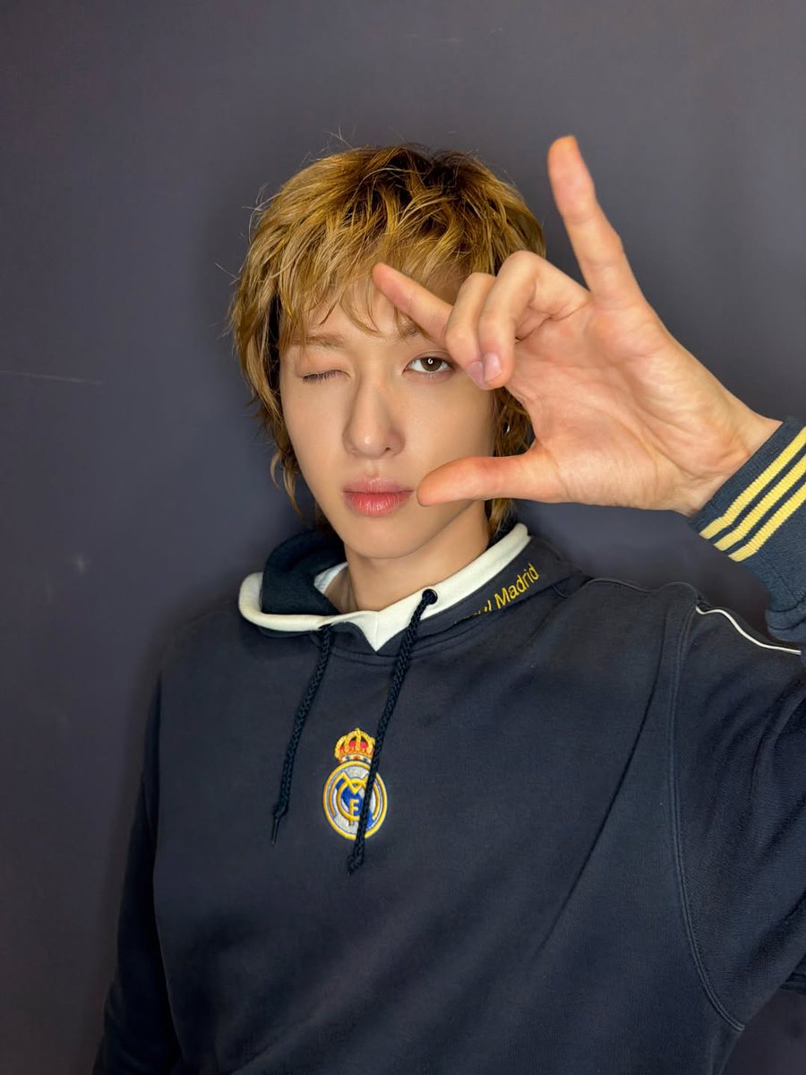星星 tweet media