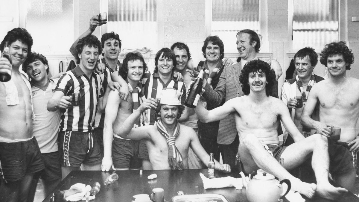 Dunsbyowl's tweet image. Salute to Big Jack #RIP  &amp;amp; his boys who finished off one of the best of seasons #onthisday in 1980 with a 0-0 draw with @officialcufc &amp;amp; celebrated promotion back to Division 2. What a day - what a season - what a team - what a manager !!! #SWFC #WAWAW