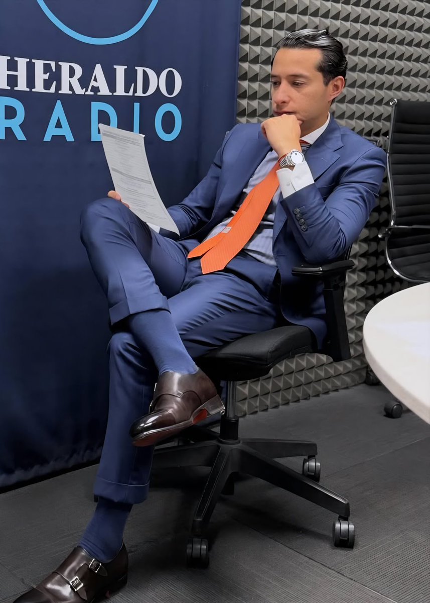 Trajeados VIP 👔 tweet media