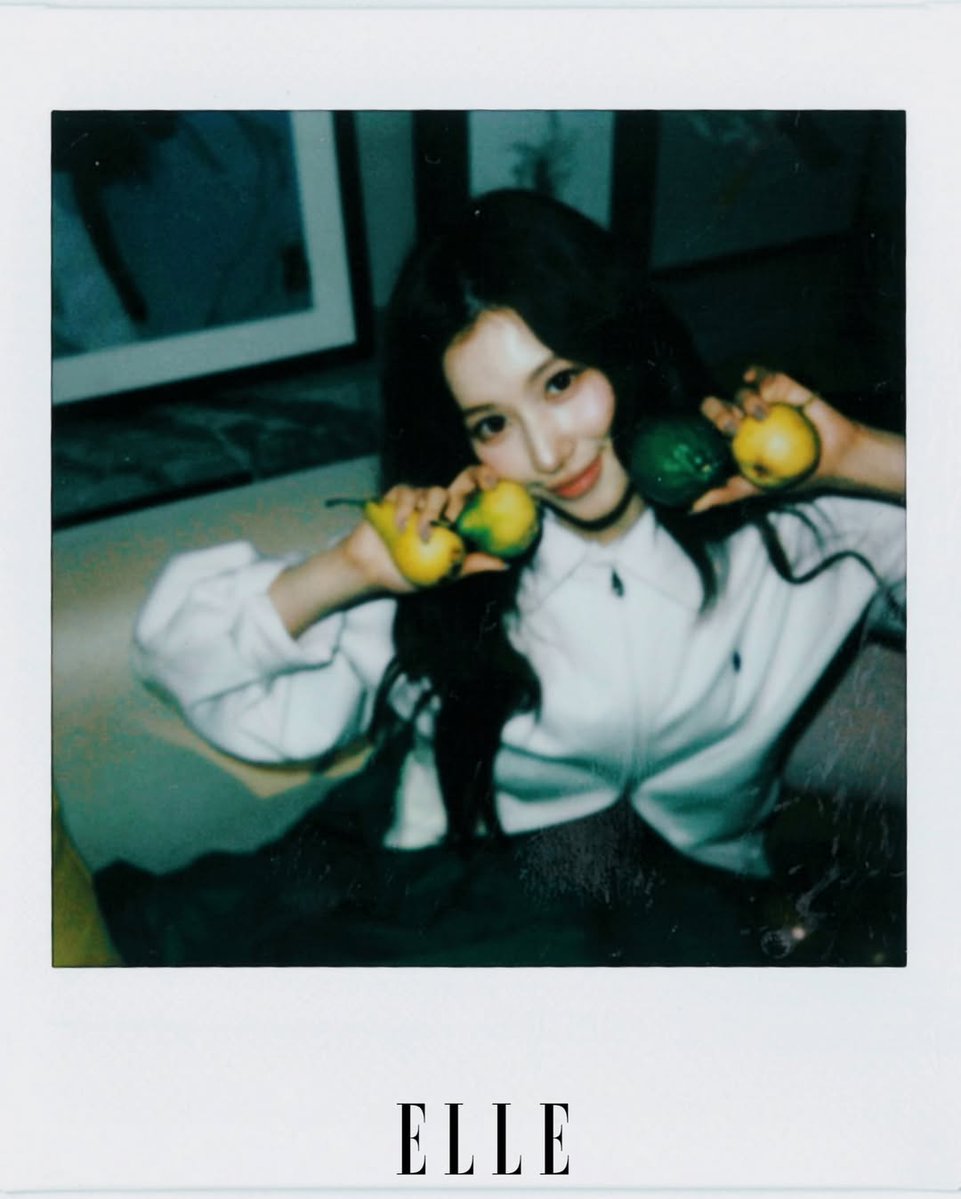 쿤 #TWICE_THISISFOR_WORLD_TOUR tweet media