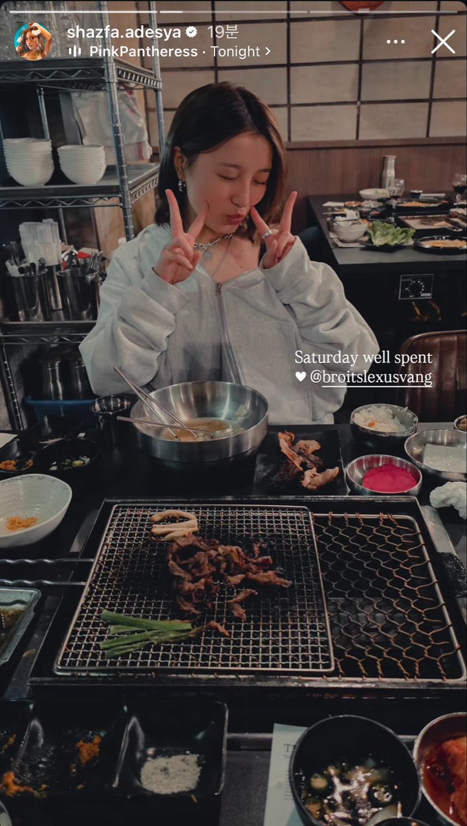 리브 tweet media