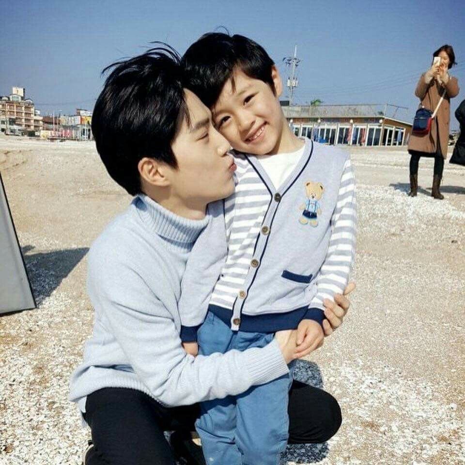ozz1ng's tweet photo. 딸1아빠상 아들1딸1아빠상 https://t.co/U9EhP4oEJG