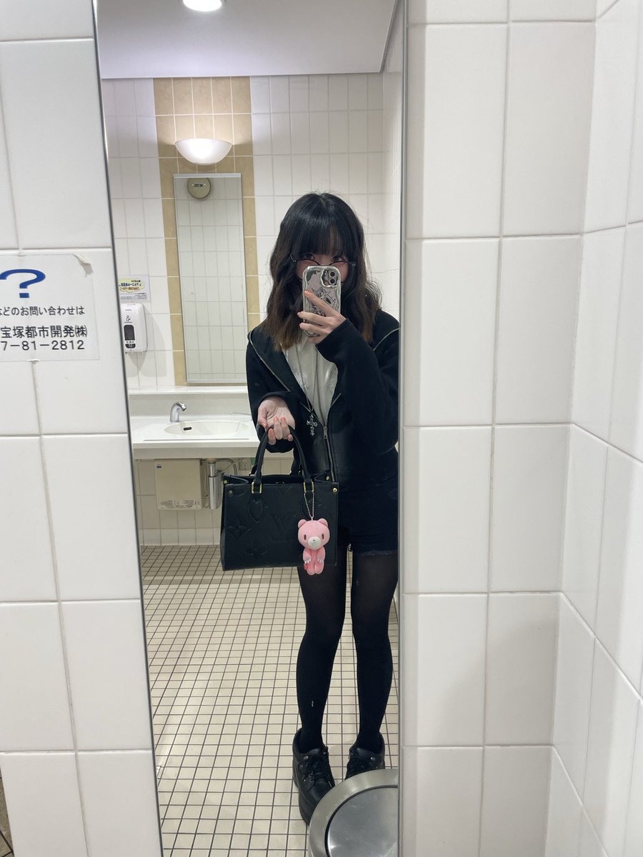 ゆら tweet media