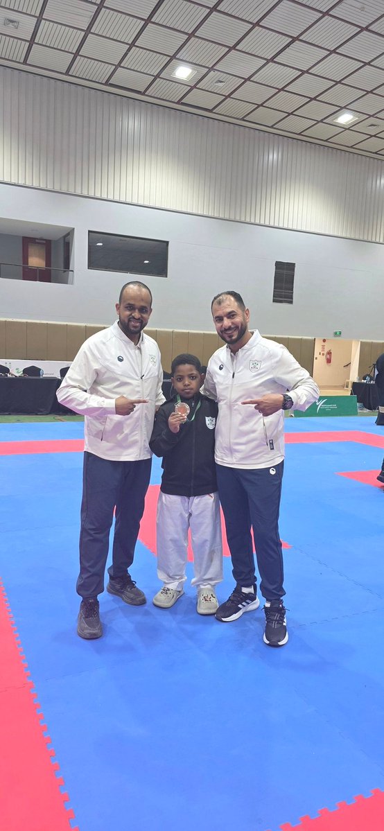 حقق اللاعب  : أحمد ماجد ال مسفر
من نادي تيماء للكاراتيه <a href="/Tayma_SC/">نادي تيماء الرياضي</a>
الميدالية البرونزية  في تصفيات بطولة المملكة التأهيلية الثانية (ذكور) 2026 لجميع الفئات
التي اقيمت بمدينه  ( الرياض📍)
قتال فردي [ ١٠ سنوات] درجة براعم تحت ١٢ سنة
تمنياتنا للبطل بالتوفيق