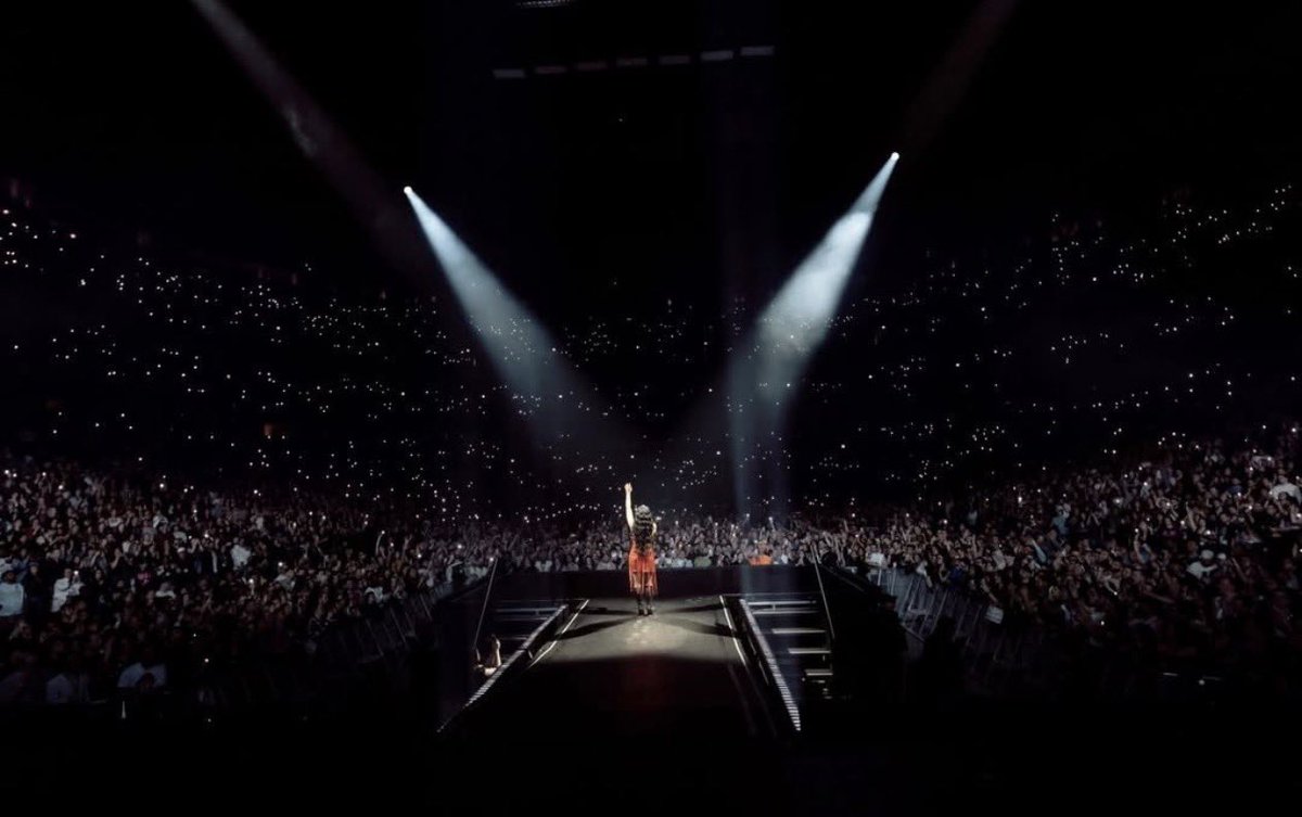 buzzingdemi's tweet photo. Demi Lovato - It’s Not That Deep tour, 2026 https://t.co/m9fToc4PNX