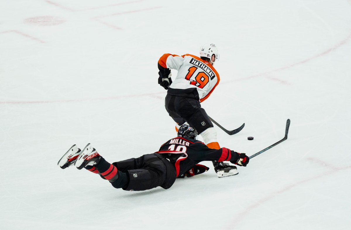 NHL tweet media