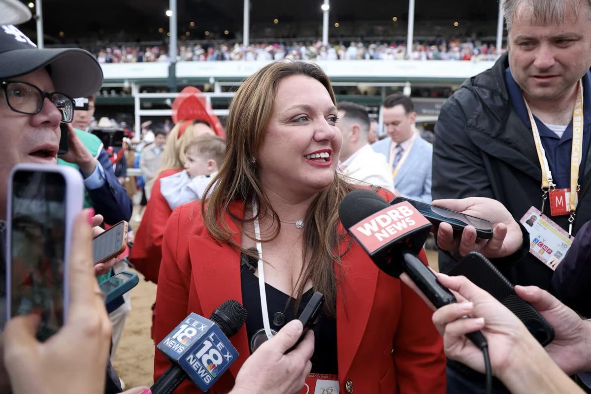 markpills's tweet image. *just want to thank @reredevaux winning trainer, 🏇
#CherieDeVaux for her response, to what prompted 
the #Dream to be a horse trainer. via @NBCSports 
@KentuckyDerby #keepitreal #marriagematters
#LifeLessons @Notwokenow @PhippsStableFan