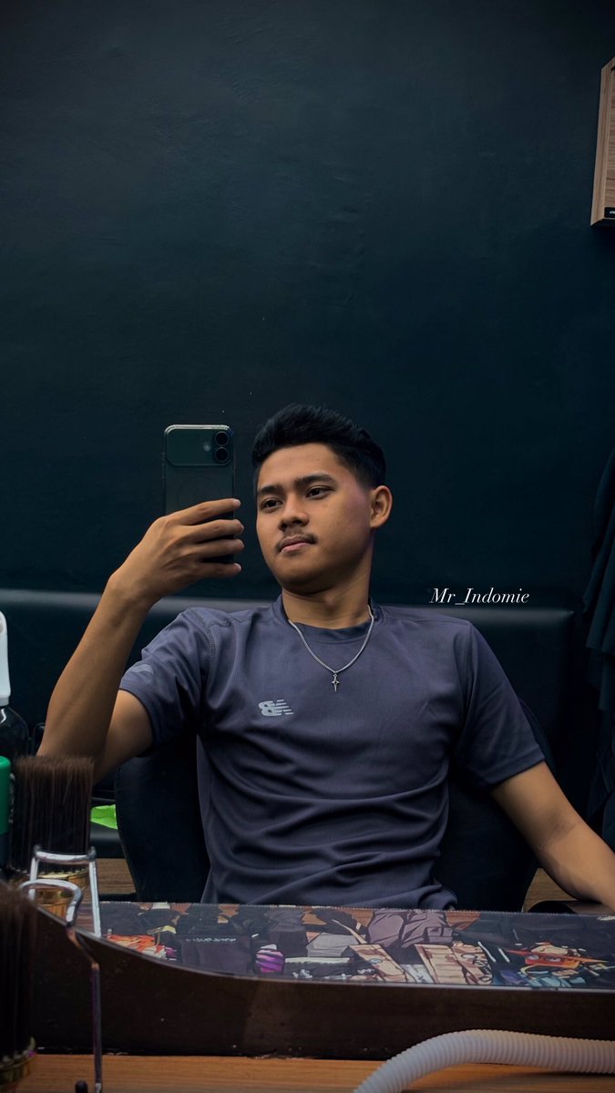 indomieee tweet media