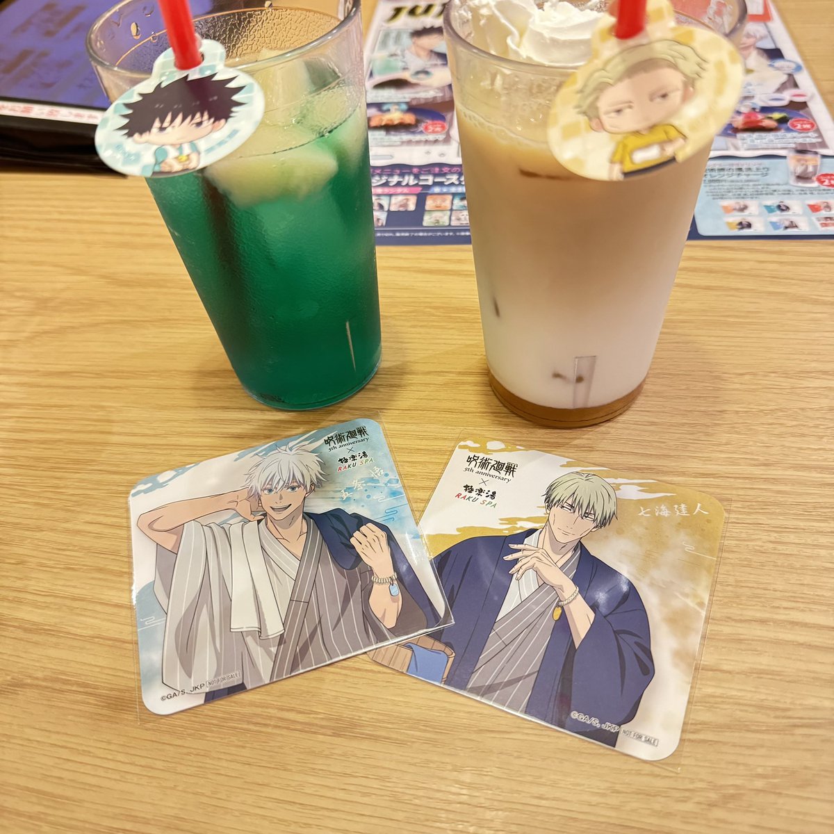 ドリンクは飲みたいの頼んだのでアレですけど、コースターは五七ちゃん