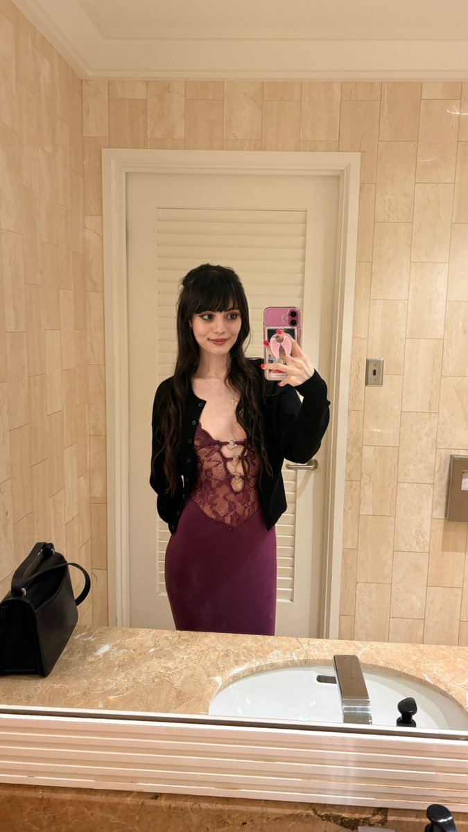 Jade 💜🦎 tweet media