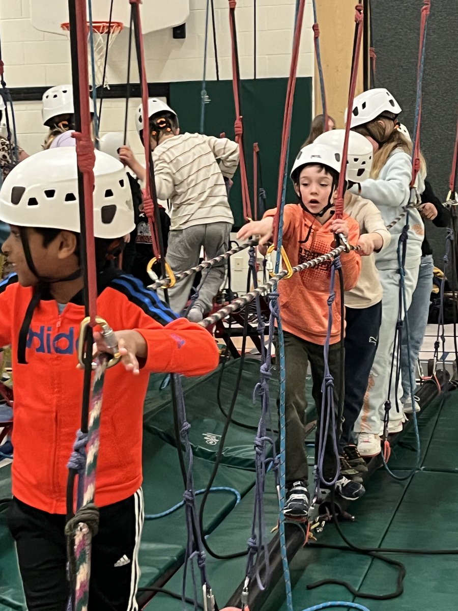St. Stephen School tweet media