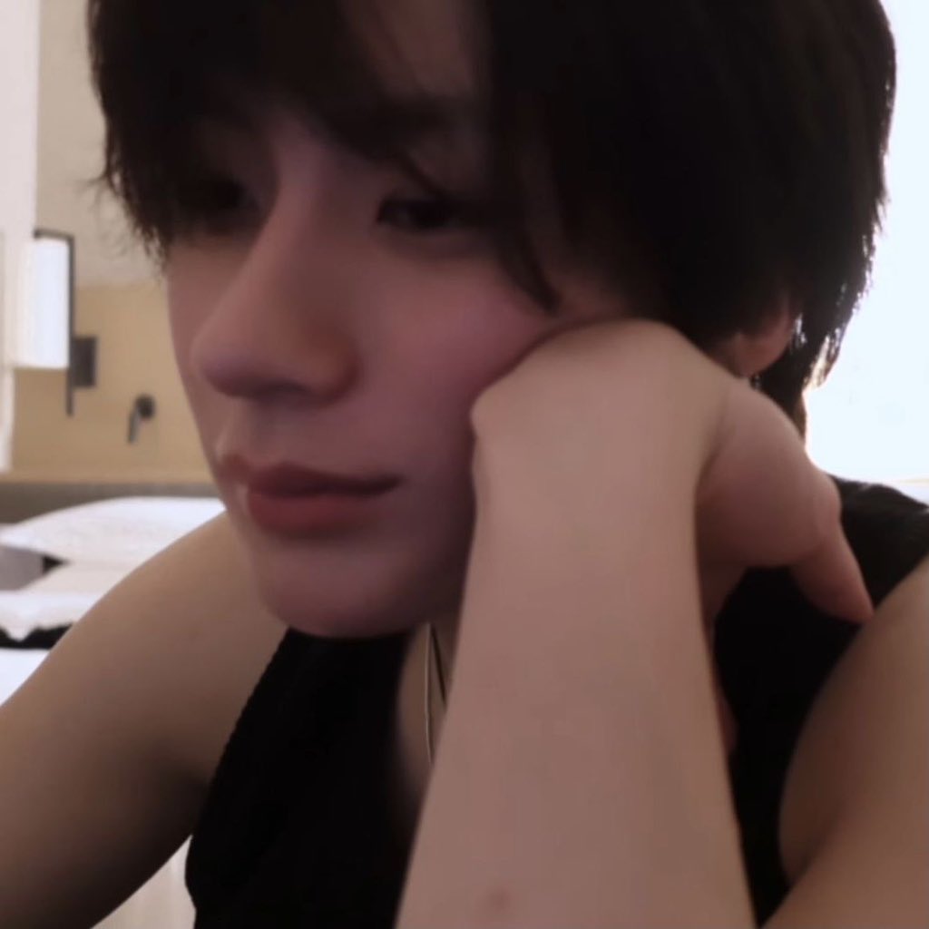 톤 tweet media