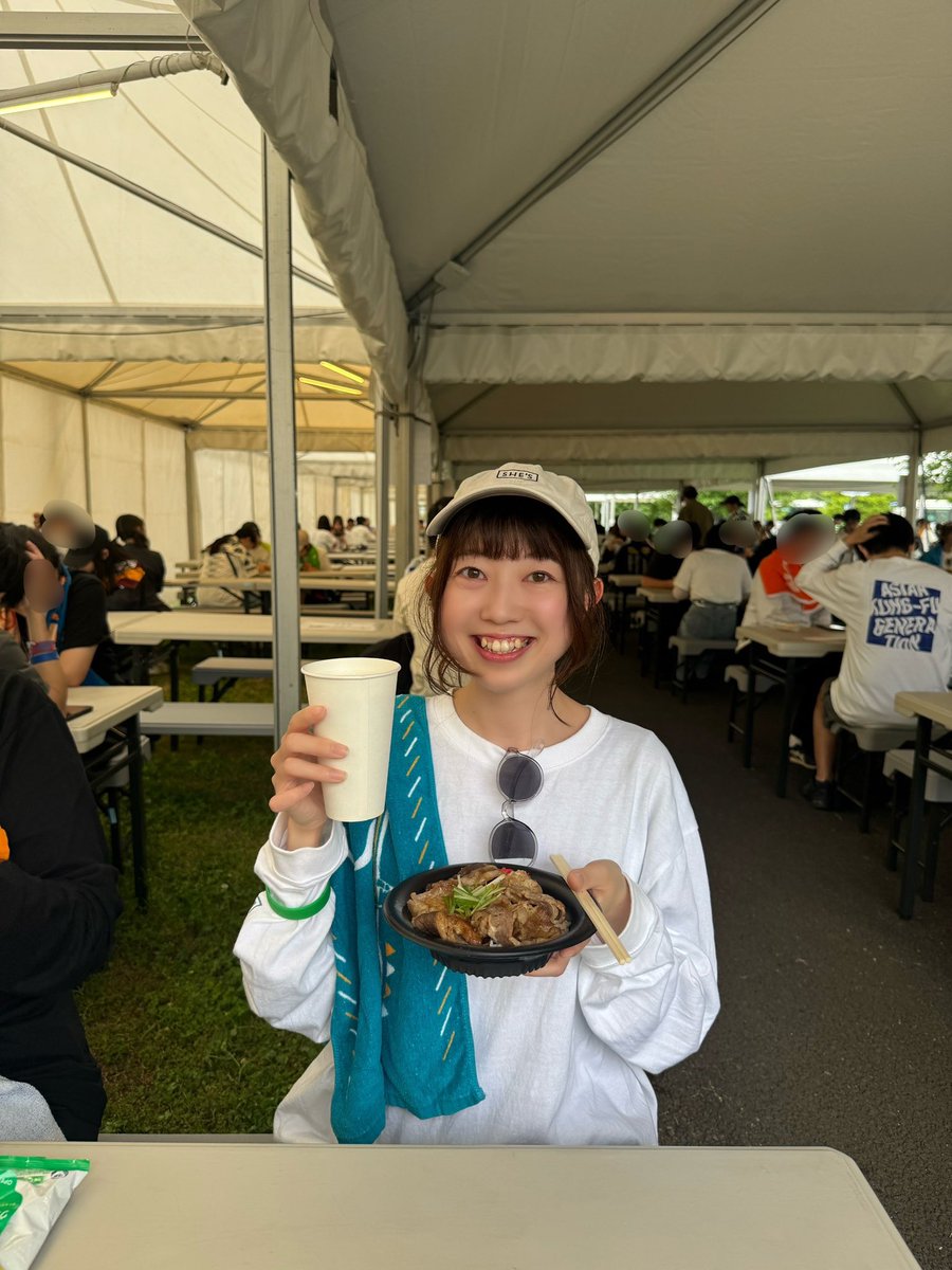 まみ(フェス芸人・邦ロック大好き芸人) tweet media