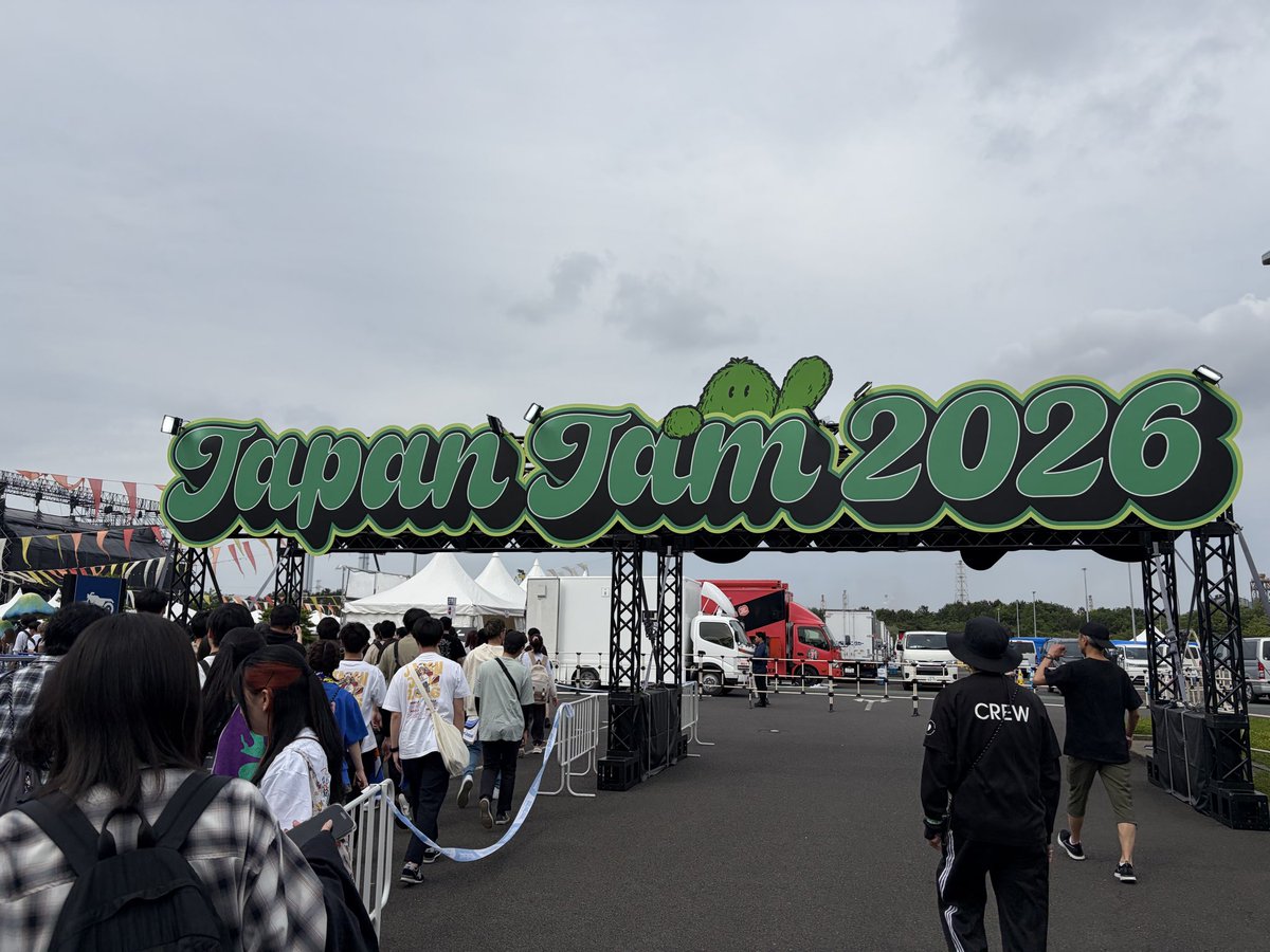 あはは tweet media