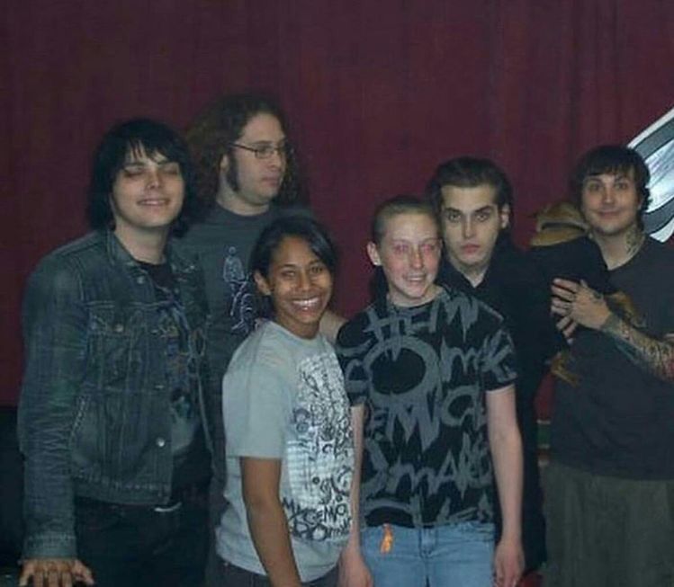 ray toro hourly tweet media
