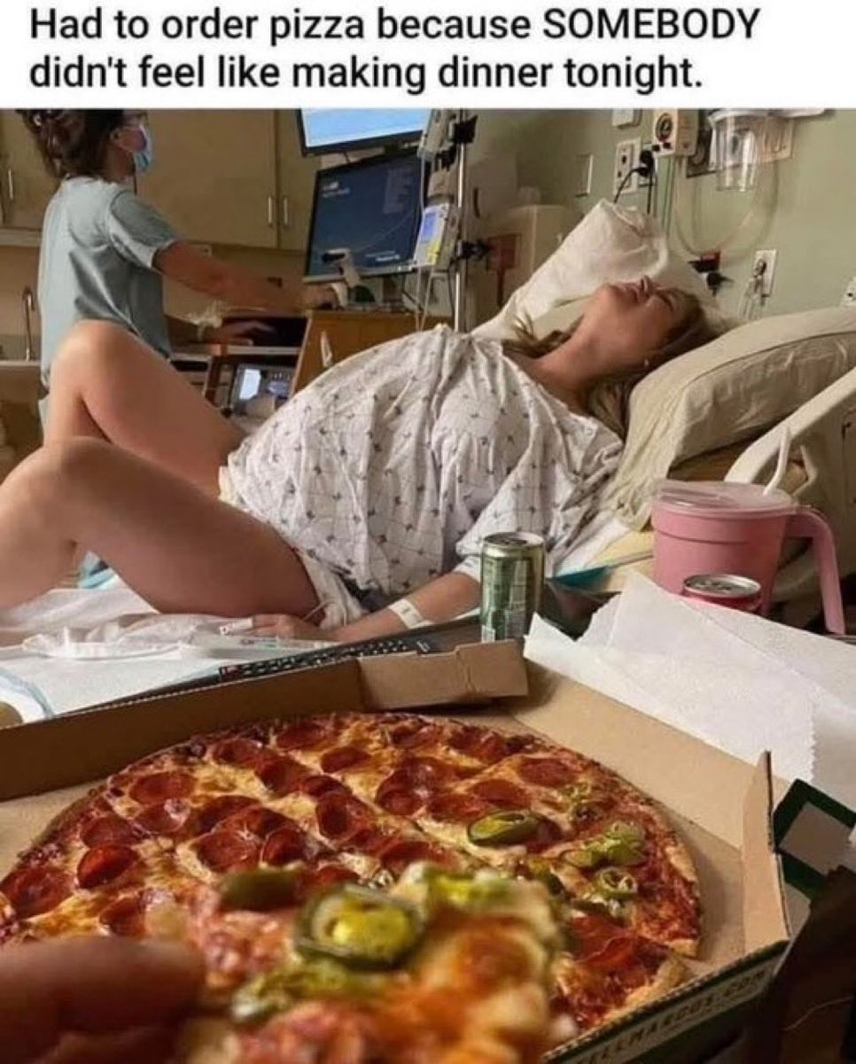 ComedyBySE's tweet image. Fortune Favors The Bold Comedy 🥇
#BoldComedy #Pizza #Dinner