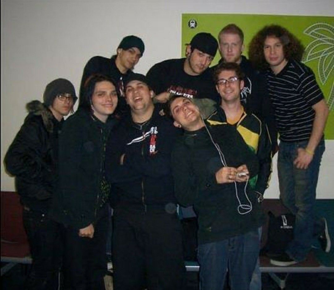 ray toro hourly tweet media