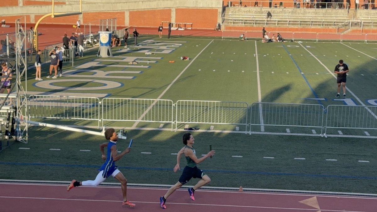 dalerick2028's tweet photo. Dalerick Williams | c/o 2028

No State ticket, but records were broken mentally and physically. Regional PR + a 49 split to close the season. The work showed. 💪🏽🦬

#TexasTrack #UILTrack #TexasHSTrack #TrackTexas #UILState #4x400 #PR #StudentAthlete #RegionalFinals #RoadToState https://t.co/pDJZlrny36
