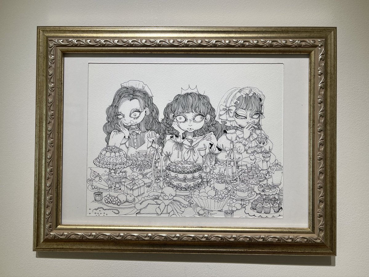 sikisaimonster's tweet photo. 1枚目が2019年の1月1日に描いた絵
2枚目2026年の1月3日に描いた絵
どっちもふと“周りも描こう”と思って描いたことだけ覚えているけど、こんなにのらりくらりでも描き続けてさえいれば何かしら積み上がっているのかもしれない https://t.co/ww06fmoZ7u