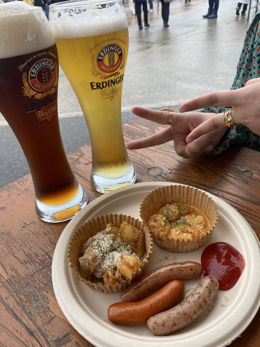 sha_ryao's tweet photo. 昼から楽しくビール🍺 https://t.co/Y3ytBtE7Yu