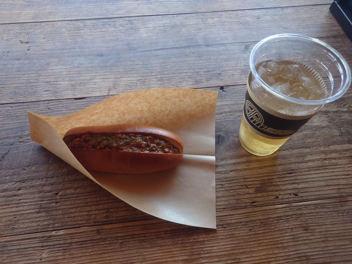 バイカーズパラダイスで朝昼兼用ご飯